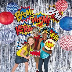 Superhero Photo Booth Idea Party Themes College, Superhero Photo Booth, Pop Art Party, College Photo, Wonder Woman Party, Marvel Party, Superhero Wedding, Superhero Classroom, Super Hero Theme