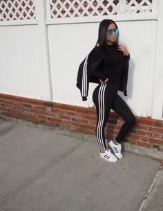 Adidas superstar, adidas 3 stripe leggings, Diana Saldana Pastel Sneakers, Mia 3, Sneakers Adidas, Milan Fashion Weeks, Pink Sneakers, Grey Sneakers