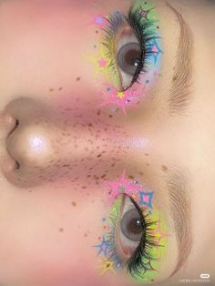 Inside Out 2 Makeup Ideas, Kidcore Makeup Looks, Extravagant Eye Makeup, Subtle Clowncore Makeup, Cute Makeup Looks Colorful, Colorful Makeup Aesthetic, Fun Makeup Ideas Colorful, Makeup Ideas Fun, Artsy Eye Makeup