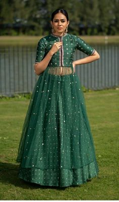 Long Blouse Designs, Simple Frock Design, Gown Party Wear, Lehenga Designs Simple, Party Wear Gown, Green Lehenga