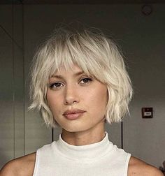 Razor Cut Hair, Kort Bob, Edgy Short Hair, Short Bob Haircuts, Short Blonde, Haircuts For Women