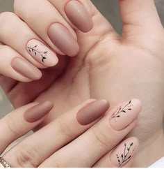 Natural Nail Designs, Subtle Nails, Colorful Nails, Neutral Nails, Floral Nails, Short Acrylic Nails, Nail Arts, Fall Nails, Nude Nails