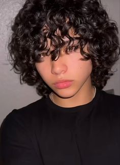 Curly Mexican Hair, Ethan Garcia Hair, Men With Short Curly Hair, Curly Bangs Men, Curly Hair Covering Eyes, Hot Mexicans With Curly Hair, Masc Curly Hair Styles, Mexican Boys With Curly Hair, Mexican Curly Hair