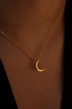 Embrace the celestial beauty with our Gold Crescent Moon Necklace, meticulously crafted with 24K gold coated over 925 Sterling Silver. This enchanting piece is a perfect blend of elegance and mystique, designed for those who love to adorn themselves with unique and meaningful jewelry. Its symbolic design and high-quality craftsmanship make it a memorable and cherished gift. Moon Necklace Aesthetic, Moon Gold Necklace, Gold Crescent Moon Necklace, Crescent Moon Necklace Gold, Necklace Aesthetic, Minimal Jewellery, Gold Crescent Moon, Gold Moon Necklace, Traditional Indian Outfits