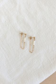 14k gold filled 3mm ball studs with three 3mm round freshwater pearls and a chain drop Sold as a pair Please note: all earrings are final sale Chain Loop Earrings, Chain Loop, Loop Earrings, Ocean Inspiration, Pearl Chain, Diy Christmas Gifts, Diy Christmas, Freshwater Pearls, Final Sale