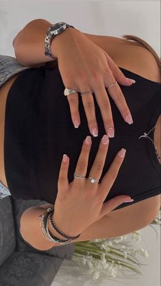 2000s Inspired Nails, Nail Extensions Acrylic, Maquillage On Fleek, January Nails, Casual Nails, Classy Acrylic Nails, Short Square Acrylic Nails, Nail Swag