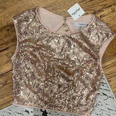 New With Tags From Hazel And Olive Boutique. Maniju Rose Gold Pink Sequin Short Party Top. Cutout Back Zips Up. So Cute! Size Small. See Measurements In Pictures. Pink Party Crop Top, Fitted Summer Top For Prom, Party Crop Tops, Sequin Short, Sequin Party, Sequin Shorts, Rose Gold Pink, Pink Sequin, Party Tops