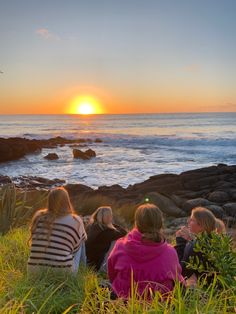 Raglan beach, surf, swim, sunset, pincnic, sumset watching Sunset Watching, Beach Surf, Surfing, Swimming, Photo And Video, Instagram Photos, Instagram Photo, Instagram