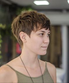 Brown Pixie, Brown Pixie Cut, Women's Haircut, Pixie Haircuts For Women, Pixie Cut With Bangs, Short Hair Trends, Funky Hairstyles