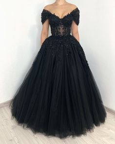 Forest Wedding Dress, Beaded Corset, Alternative Wedding Dress, Black Wedding Gowns, Gothic Floral, Formal Prom Dresses Long, Off Shoulder Wedding Dress, Gothic Wedding Dress, Alternative Wedding Dresses