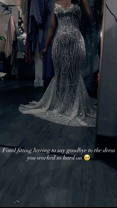 #prom #explorepage Pageant Dresses Black Women, Silver Prom Dress, Classy Prom, Prom Inspo, Sparkly Prom Dresses, African Prom Dresses, Gorgeous Prom Dresses