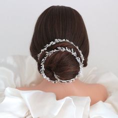 Hey, I found this really awesome Etsy listing at https://www.etsy.com/listing/857684599/claire-delicate-wedding-halo-in-silver Bride Hair Pins, Wedding Halo, Hair Garland, Bridal Hijab, Crown Silver, Crystal Hair Vine, Delicate Wedding, Silver Headband, Silver Leaves