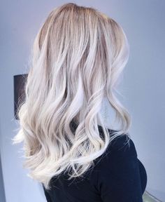 Blonde Lob Hair, Dyed Hair Ombre, Texas Hair, Cool Blonde Hair, Lob Hairstyle, Looks Party, Heart Hair, Happy Hair