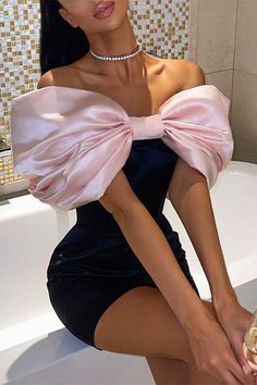 Elegant 17th Birthday Dresses Black Birthday Outfits With Bowknot P434 – PreppyDress Tight Dress Short, Dorothy Dandridge, Strapless Evening Dress, Women Bodycon Dress, Womens Fall Dress, Looks Chic, Evening Party Dress, Mode Inspiration