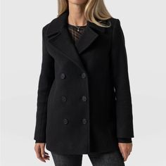 Worn A Few Times. No Major Flaws. Just Needs To Be Lint Rolled. Hip Length. Size 4 (Fits Like A Small). Dry Clean. Wool Blend. Petite Coats, Best Winter Coats, Womens Coats, Designer Coats, Fitted Coat, Petite Coat, Women Overcoat, Essential Dress, Moving Sale