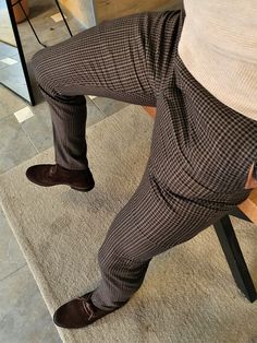 Mens Pants Fashion Trousers, Mens Plaid Dress Pants, Polo Outfits, Pants For Men Casual, Slim Fit Pants Men, Blazer Outfits Men, Spring Lookbook, Polo Outfit, Fabric Pants