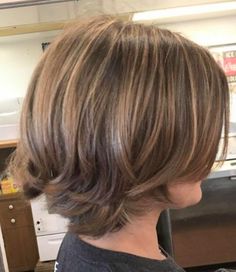 Mom Haircut, Nice Hairstyles, Mom Haircuts, Hair 2022, Easy Hair Cuts, Hairstyles 2024, Chin Length Hair, Messy Short Hair, Latest Hair