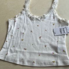 Nordstrom Top Size M Nordstrom White Cotton Tops, White Cotton Nordstrom Tops, Nordstrom Cotton Summer Tops, Nordstrom Sleeveless Summer Tops, Nordstrom Sleeveless Tops For Summer, Nordstrom White Spring Top, White Nordstrom Top For Spring, Nordstrom Sleeveless Tops For Spring, Nordstrom White Tops For Spring