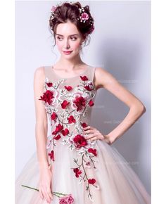 Elegant Floral Applique Quinceanera Ball Gown, Elegant Quinceanera Dress With Floral Applique, Elegant Quinceanera Dress With Floral Applique For Debutante Ball, Floral Embellished Ball Gown For Debutante Ball And Prom, Floral Ball Gown For Debutante Ball And Prom Season, Floral Applique Ball Gown Quinceanera Dress For Prom Season, Floral Applique Ball Gown For Quinceanera Or Prom, Quinceanera Ball Gown With Floral Applique For Prom Season, Floral Applique Dresses For Debutante Ball And Prom Season