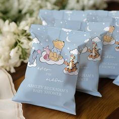 Baby Shower Winnie The Pooh, Winnie The Pooh Themes, Winnie The Pooh Baby Shower, Boy Baby Shower Ideas, Baby Shower Theme Decorations, Disney Baby Shower, Winnie The Pooh Birthday, Bee Baby, Pooh Baby