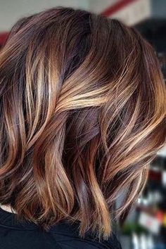 Short Textured Hair, Bob Haircut Ideas, Fabulous Hair, Fall Hair Color For Brunettes, Spring Hair, Bob Hairstyles For Fine Hair, Beauty Tricks, Hair Color Highlights, Hair Color And Cut