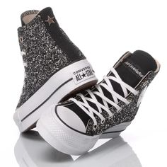 Converse All Star Platform Glitter Black, the women's trainer has had a makeover. Covered in black glitter on both the outer and inner sides, because glitter is never enough, your feet deserve to sparkle to the max. The Converse All Star Platform Glitter Black comes with its original white laces. For extra comfort, we offer you our heel lift insole, which, in addition to comfort, gives you a few extra inches and an immediate figure-enhancing boost. Converse Platform Black, Black Glitter Converse, Converse All Star Platform, All Star Platform, Glitter Converse, Converse Platform, Black Converse, Never Enough, Aesthetic Shoes