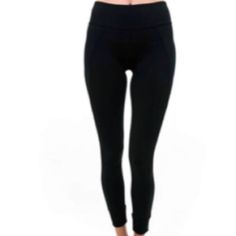 This Capri Leggings Fabric Type Is Made With Organic Cotton And Spandex For The Modern Active Woman From Satva New With Tag Size X-Small 95%Organic Cotton 5%Spandex Rise Approx 9” Inseam Approx 20” Mid-rise Black Elastane Leggings, Black Mid-rise Elastane Leggings, Black Mid-rise Stretch Leggings, Black Leggings For Loungewear, Black Mid-rise Yoga Bottoms, Black Ankle-length Yoga Activewear Pants, Black Ankle-length Yoga Activewear, Casual Black Bottoms For Pilates, High Waist Black Leggings With Elastic Waistband