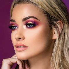 Coffee Facial, Rainbow Eyeshadow, Peekaboo Highlights, Glowing Radiant Skin, Violet Voss, Luscious Hair, Beauty Make-up, Home Remedies For Hair, Purple Eyeshadow