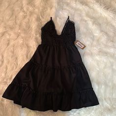 Black Baby Doll Dress Size Large (Missy Size) Adjustable Straps Tie Back Perfect For Vacay, Swim Cover, Summer Event Cute Black Mini Dress For Party, Cute Black Mini Length Dresses, Cute Black Sleeveless Mini Dress, Black Mini Dress With Lace Trim, Black Ruffled Mini Dress For Vacation, Cute Black Mini Dress For The Beach, Cute Black Mini Dress For Beach, Lined Black Mini Dress For Beach, Black Lace Mini Dress For Beach