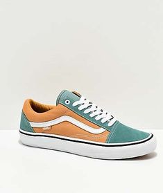 Artsy Shoes, Vans Collection, Nike Sb Stefan Janoski, Shoes And Socks, Vans Logo, Stylish Men Casual, Fresh Color