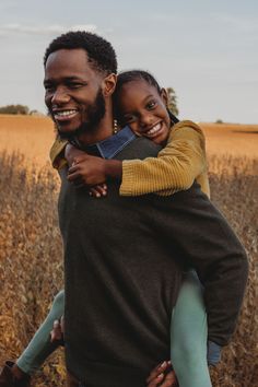 Father Daughter Photoshoot Ideas, Dad With Kids Photoshoot, Father And Daughter Pictures, Father Photoshoot, Dad And Daughters Photography, Father And Daughter Photoshoot