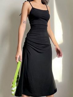 Black Ruched Dress, Black Spaghetti Strap Dress, Backless Midi Dress, Backless Long Dress, Party Summer, Dress Stores Online, Maxi Dress Online, Vestidos Vintage, Womens Black Dress