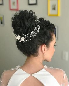 Short Bridal Hair, Natural Hair Wedding, Black Wedding Hairstyles, Wedding Hairstyles Medium Length, Peinados Recogidos, Bun Hairstyles For Long Hair, Bride Hairstyles