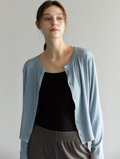 Composition : Viscos 38% Acrylic 28.5% Cotton 28.5% Span 5%Color : Black, Blue, BeigeCountry of Origin : CHINA Blue Crew Neck Cardigan For Work, Button-up Cardigan For Spring Loungewear, Spring Button-up Cardigan For Loungewear, Spring Crew Neck Cardigan For Loungewear, Blue Winter Daywear Top, Blue Winter Tops For Daywear, Spring Crew Neck Cardigan For Workwear, Blue Cardigan For Loungewear, Blue Loungewear Cardigan