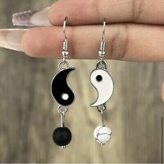 US SELLER Vintage Yin-Yang Earrings 90s Yin & Yang Y2K Style Jewelry Unique | eBay Yin En Yang, Jin Jang, Great Gifts For Mom, Ying Yang, Ball Pendant, Unique Pendant, Metal Earrings, Tai Chi, Geometric Earrings