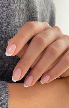 Gel French Manicure, French Manicure Nails, Simple Gel Nails, Her Nails, Work Nails, Oval Nails, Spring Nail, Minimalist Nails