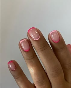 Unique Short Nail Designs, Nail Designs For Everyday, Micro French Manicure, Cute Short Nail Designs, Nail Ideas Cute, Natural Nails Manicure, Short Nail Manicure, Cute Short Nails