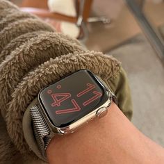 Apple Watch Milanese Loop, Apple Watch Aluminum, Christamas Gifts, Apple Watch Edition, Apple Watch Nike, 38mm Apple Watch Band, Old Money Style, Stockholm Fashion