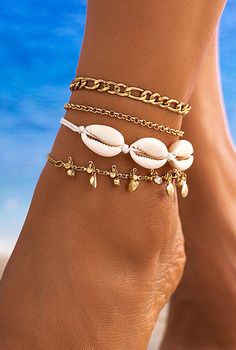 Shell Multi-Layer Tassel Anklet Gold Casual Anklets For The Beach, Casual Gold Anklets For Beach, Spring Gold Anklets For The Beach, Beach Season Ankle Wrap Jewelry, Casual Spring Anklets, Tassel Anklet, List Style, Multi Layering, Anklets