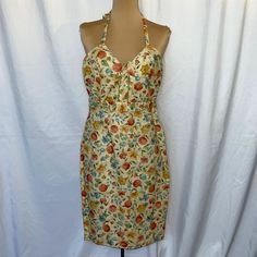 Nwt Vintage 90’s Floral Halter Dress Size Xs Side Zipper Closure Unlined Dam Made In Argentina Excellent Condition - Brand New Measured Flat 14 1/2” Pit To Pit 12 1/2” Waist 23” Waist To Hem (Skirt Length) A22 Vintage Summer Dress With Retro Print, Fitted Lined Vintage Dress For Garden Party, Fitted Vintage Dress Lined For Garden Party, Fitted Retro Print Summer Dress, Fitted Summer Dress With Retro Print, Fitted Floral Sundress In Vintage Style, Fitted Casual Vintage Dress With Floral Print, Summer Vintage Dress For Garden Party, Vintage Halter Neck Dress For Spring