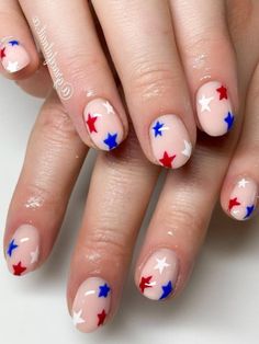 red, white, and blue star nails Cute Short Acrylic Nails Fourth Of July, Simple 4th Of July Nail Art, Modern 4th Of July Nails, July 4th French Tip Nails, Gel 4th Of July Nails, Kids Fourth Of July Nails, Fourth Of July Pedicure, American Themed Nails, Fourth Of July French Tip Nails