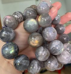 Material:Labradorite beads size :Approx 19mm 20mm   quantity: one strand  6mm approx 29 pcs one strands 7mm approx25 pcs one strands 8mm approx 22 pcs one strands 9mm approx 21pcs one strands 10mm approx 19 pcs one strands 11mm approx 18pcs one strands 12mm approx 16 pcs one strands 13mm approx 16 pcs one strands 14mm approx 15 pcs one strands 15mm approx 14pcs one strands 16mm approx 14 pcs one strands 17mm approx 13pcs one strands 18mm approx 13pcs one strands 19mm approx 12pcs one strands 20m Grey Moonstone, Labradorite Jewelry, Moonstone Bracelet, Natural High, Moonstone Beads, Labradorite Beads, Bracelet Gift, Colour Tone, Natural Crystals