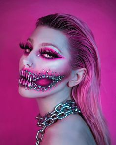 Editorial Halloween Makeup, Halloween Editorial Makeup, Creepy Neon Clown Makeup, Poison Nightmares, Glitter Skull Makeup, Trippy Halloween Makeup, Halloweenský Makeup, Holloween Makeup, Extreme Makeup