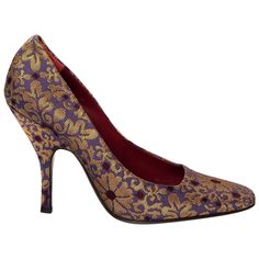 Tom Ford For YSL Heels Brand New * Stunning Brocade Heels * Tom Ford's Final Years w/ YSL * Red Interior * Purples and Golds * Leather Insole * Pointed Toe * 4" Heel * With Box, Dust Cover & Extra Heel Tips * Beautiful! Yves Saint Laurent Fashion, Ysl Heels, Yves Saint Laurent Shoes, Ysl Shoes, Heels Classy, Couture Mode, Red Interior, Heels Pumps, Vintage Shoes