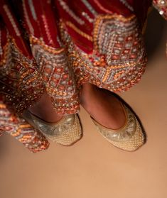 Moondust - Silver & Gold Partywear Ladies' Punjabi Jutti Product order for size 6 would take 3-4 weeks to deliver once the order has been placed. Wear the moon on your feet with this glorious pair of juttis from our ethnic footwear collection done in the most party-perfect shades of all time - silver and gold! Style: On the rusty gold shade of Indian crepe fabric, some magnificent golden threadwork embroidery has been done and further accented with cute little silver pears which look no less tha Festive Diwali Flats With Mirror Work, Transitional Festive Flats With Mirror Work, Festive Party Flats With Mirror Work, Festive Party Flats With Cutdana, Festive Party Flats With Round Toe, Festive Zari Work Flats For Reception, Cutdana Flats For Diwali Party, Festive Flats With Zari Work For Reception, Party Flats With Cutdana For Diwali