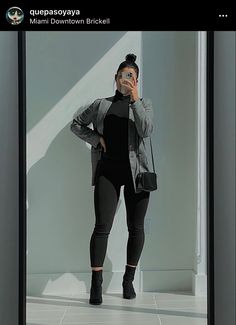 Baddie Office Outfits, Style Skirt Outfit, Woman Fashion Winter, Feeling Attacked, Baddie Office, Fashionable Work Outfit, Cute Work Outfits, Stylish Work Attire, Business Casual Outfits For Work