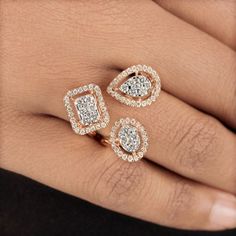 ⚫ This ring made with natural diamonds in solid 18k Rose gold,⚫ Genuine Pave Diamond Engagement Ring Solid 18k Rose Gold Jewelry⚫ Diamond Ring, Gold Ring, Band Ring, Engagement Ring, Everyday Jewelry⚫ Special customize for Anniversary, Birthday Gift, Valentine, Mother's Day Christmas. ⚫ Item Details:Gross Weight :- 8 Grams18k Rose Gold Weight :- 7.778 GramsDiamond Weight :- 1.11 CaratItem Size :- 23x28x20 MMRing Size 7 US ( can be customized)Item SKU: AROS-1645All the items are available in rose Diamond Ring Designs Unique For Women, Diamond Cuff Ring, Ear Wrap Earrings, Fancy Diamond Ring, Wedding Cuff, Ring Everyday, Pave Diamond Engagement Rings, Unique Rings Vintage, Cuff Ring