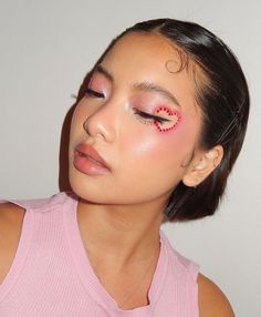 Rhinestone Heart Eye Makeup, Steph Hui, Taylor Swift Makeup, Pink Eyeshadow Look, Concert Makeup, Red Eyeliner, Concert Ideas, Rhinestone Makeup, Guts Tour