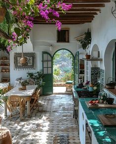 Greek Houses Interior, Goa Villa, Vintage Mansion, European Decor Style, Hacienda Style Homes, Dream Life House, Spanish Style Homes, Hacienda Style