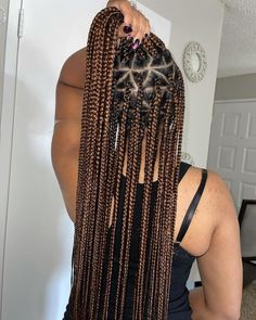 19 Knotless Braid Styles for Every Occasion: Crowning Glory - 160grams Knotless Braid Styles, Knotless Braid, Pretty Ponytails, Chameleons, Knotless Braids, Braid Styles, Braided Hairstyles, Cool Hairstyles, Braids